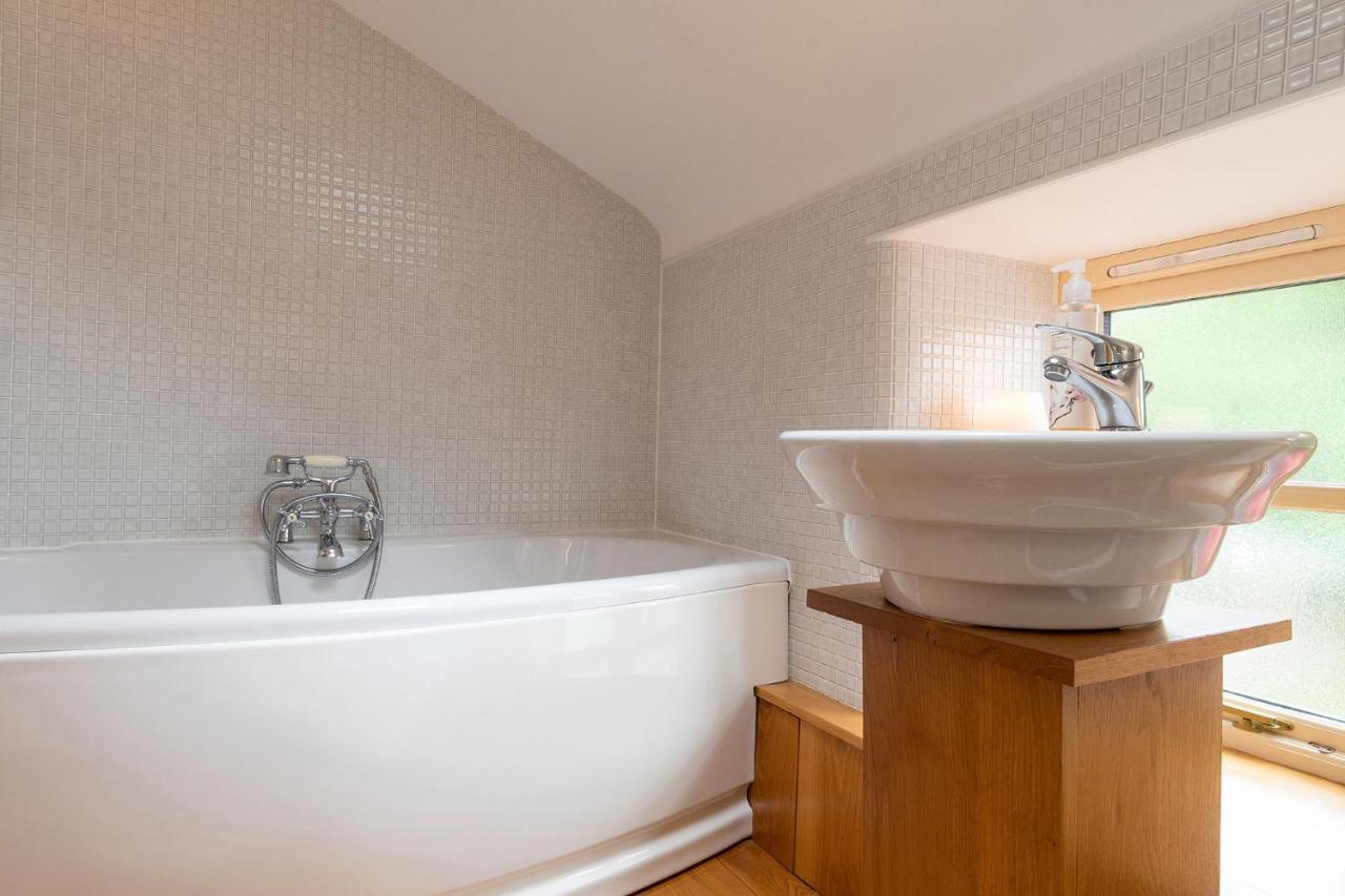 Finest Retreats - The Cottage - Luxury 1 Bed Cottage Rhydymwyn Экстерьер фото